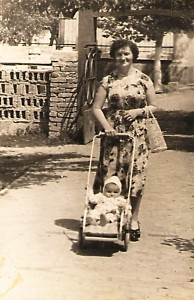 Старе породичне фотографије